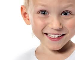 Kids good brushing habits